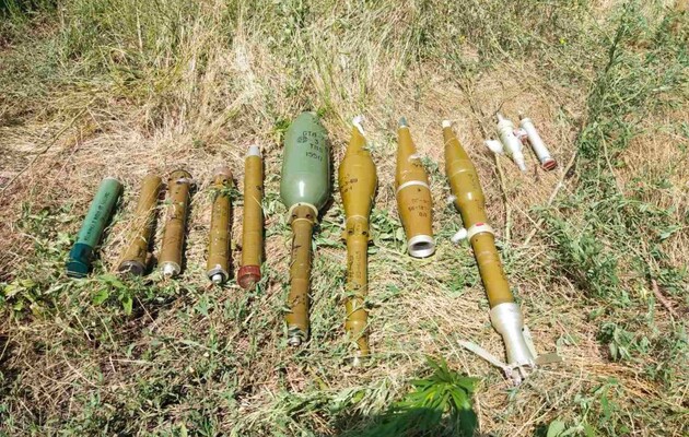 Почти сотня обезвреженных мин и снарядов: штаб отчитался о работе саперов в зоне ООС 