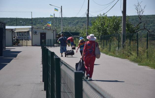 Нові правила в’їзду: усі українські пункти пропуску в Донбасі працюють штатно