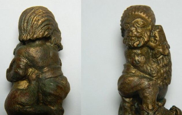 Велика ручка ключа зі складним декором