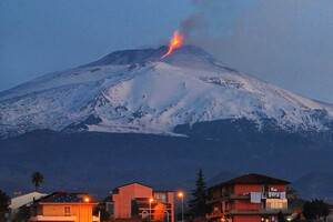 Высота вулкана Этна увеличилась после полугода активных извержений