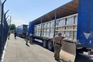 ООН передала в ОРДЛО 20 вантажівок гуманітарки 