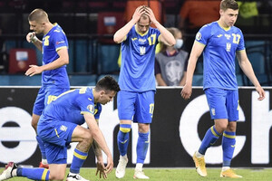 Україна опустилася на одну позицію в рейтингу ФІФА 