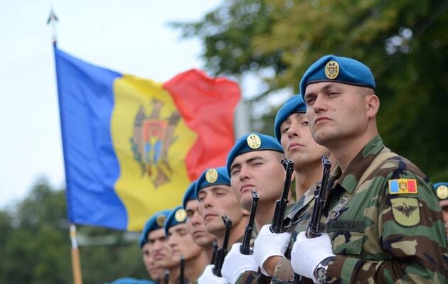 В параде ко Дню Независимости примут участие военные из Молдовы 