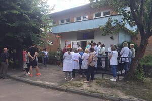 На Львовщине медики объявили голодовку из-за зарплатной задолженности