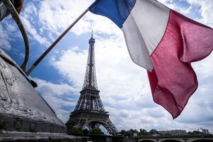 Протести у Франції проти «паспортів здоров'я» зібрали 215 тисяч осіб 