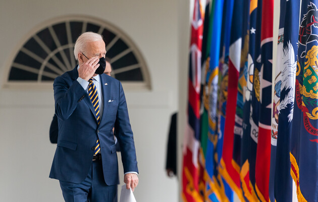 На ситуацию в Афганистане отреагировали Джонсон, Меркель и Макрон. Ни с кем из них Байден еще не общался