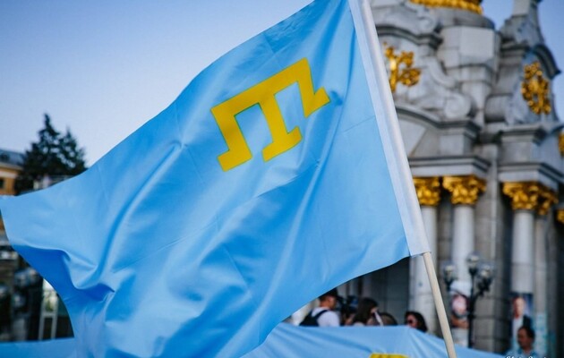 Освободить крымских татар можно только путем переговоров с Путиным — Зеленский 