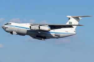 Український літак з евакуйованими вилетів з Кабула