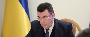 Данілов назвав загрозою вплив олігархів на Верховну Раду і попросив Разумкова про послугу