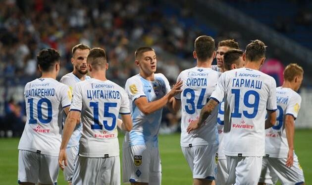 "Динамо" стало лидером УПЛ
