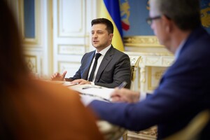 Жоден ворог не завдав Україні більшого удару, ніж внутрішні чвари — Зеленський 