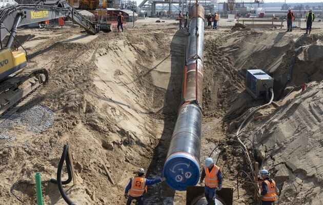 Европейские суды ограничили монополию «Газпрома» на «Северные потоки»: эксперт называет два сценария развития событий