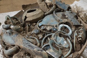 У Франції археологи знайшли коштовності бронзової доби