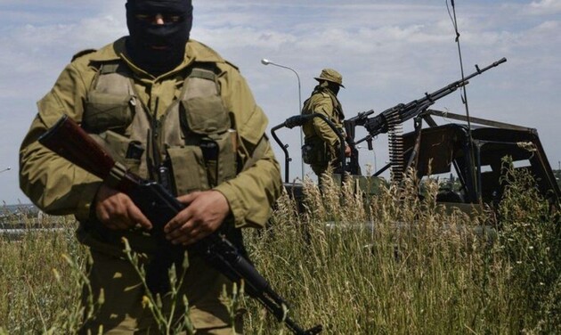 Оккупанты в Донбассе ранили украинского защитника