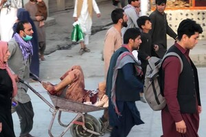 Через теракти в Кабулі загинуло понад 100 людей