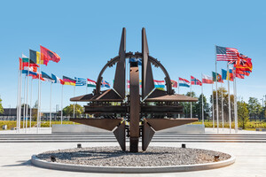 «Фундамент» НАТО в Европе ослабевает — The Washington Post