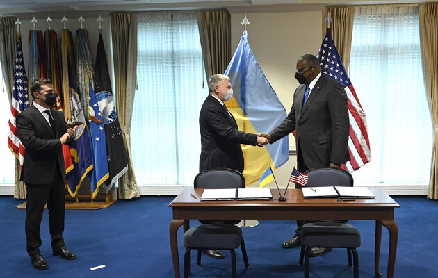 Україна і США підписали Угоду про оборонне партнерство 