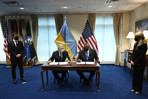Міністри оборони України та США підписали угоду про проекти у сфері досліджень, розробок, випробувань і оцінки