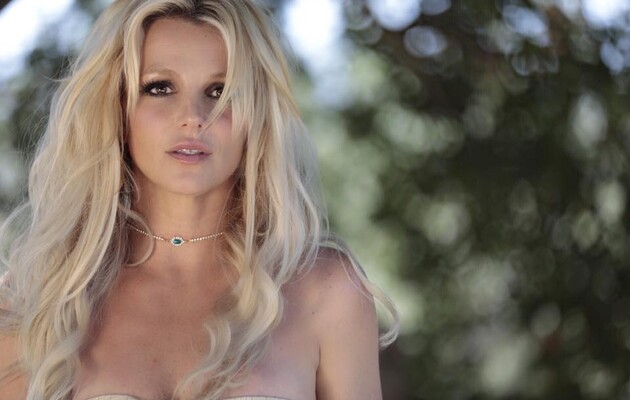 Отец Бритни Спирс требует выплатить ему 2 миллиона долларов компенсации 