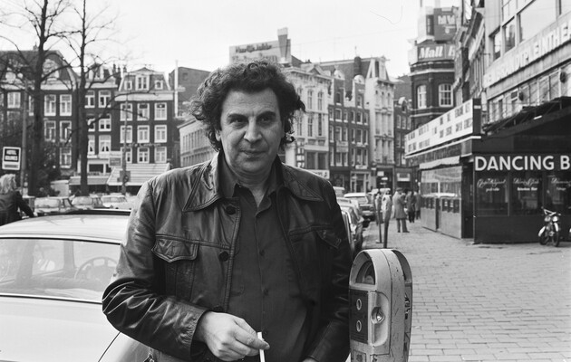 Греческий композитор Микис Теодоракис умер в возрасте 96 лет