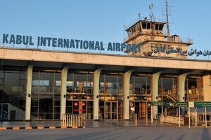 Катар заявил, что аэропорт в Кабуле начал принимать гуманитарные рейсы