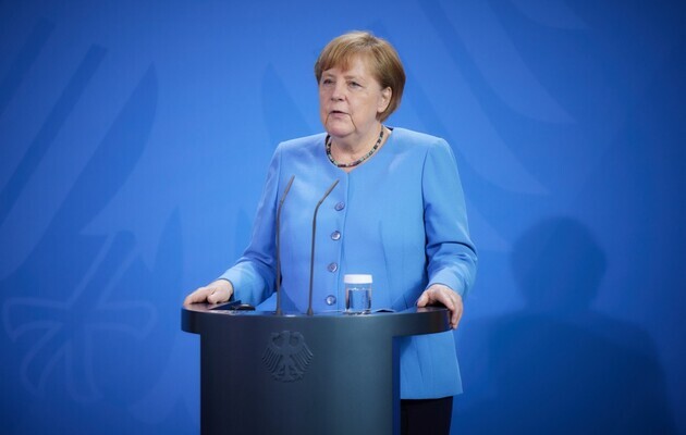 Меркель выступает за начало переговоров с радикальным исламистским движением 