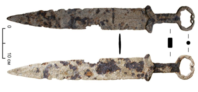 Меч знайшли в пункті збору металобрухту