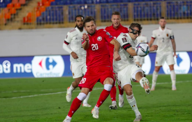 Футболист сборной Беларуси заявил о том, что за них в стране никто не болеет