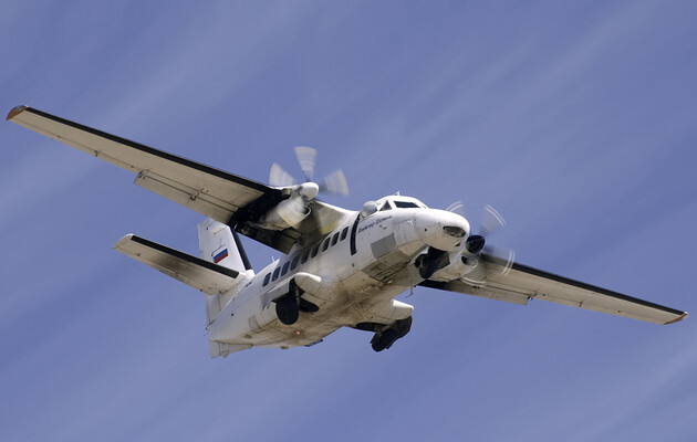 Самолет L-410 упал в лесу в 4 км от пункта назначения