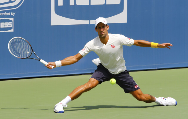 Джокович не смог добыть историческую победу