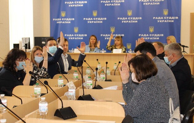 Рада суддів заблокувала основну частину судової реформи в Україні