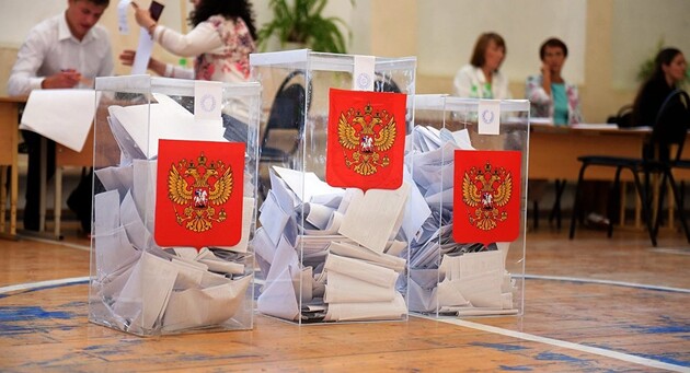 У соцмережах поширюється відео,  на якому зображено схему «голосування» мешканців ОРДЛО на виборах в Росії