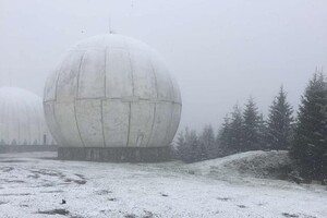 Радио-локационную станцию Памир в Карпатах укрыло снегом