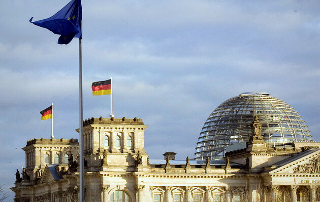 Початок нової ери: у Німеччині  проходять вибори до Бундестагу