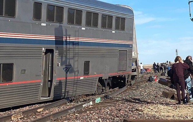 У США потяг зійшов із рейок: троє загиблих та понад 50 постраждалих