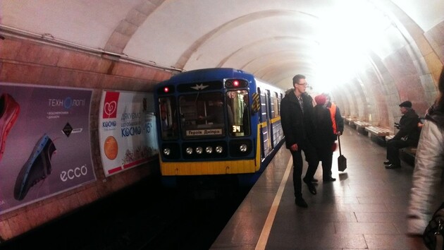 У Києві сьогодні можуть обмежити вхід на станції метро – список 