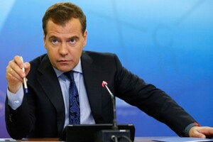 Медведев о реакции Запада на выборы в РФ: вообще плевать