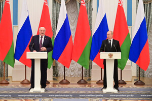 Лукашенко погрожує Європі Росією: