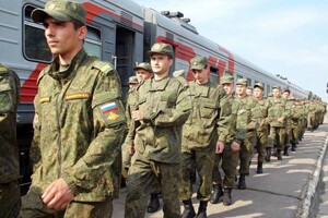 Россия незаконно призвала на службу более 34 тысяч крымчан 