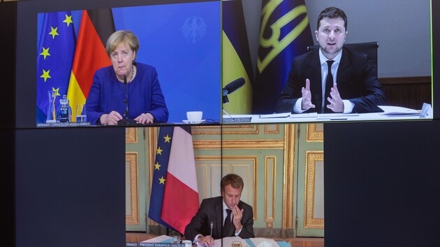 Зеленский обсудил с Меркель и Макроном подготовку к Нормандскому саммиту