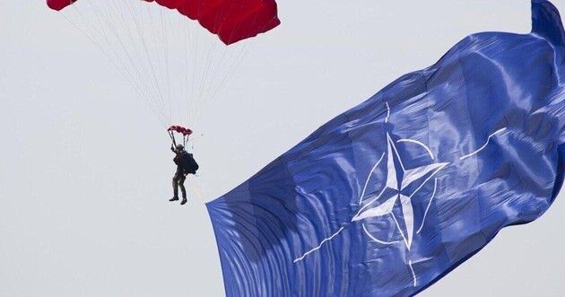 НАТО против своего двойника в Европе