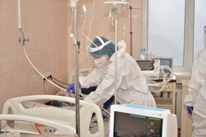 Коронавірус в Україні: у МОЗ розповіли, коли медикам буде найважче 