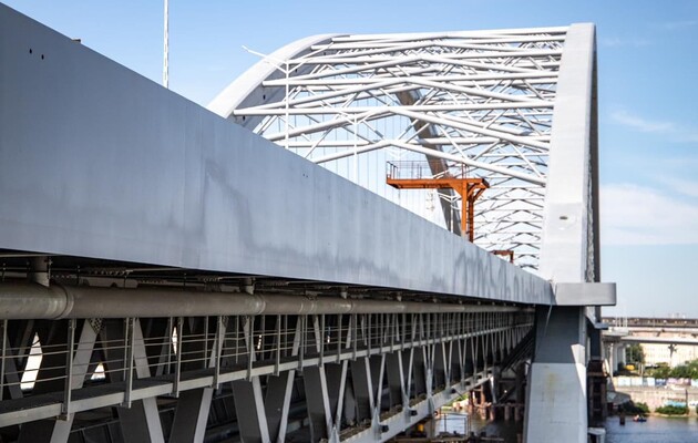 Цена строительства Подольского моста в Киеве за пять лет выросла почти вдвое 