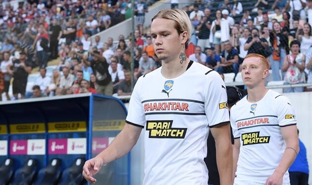  переможець традиційно оголошується в листопаді