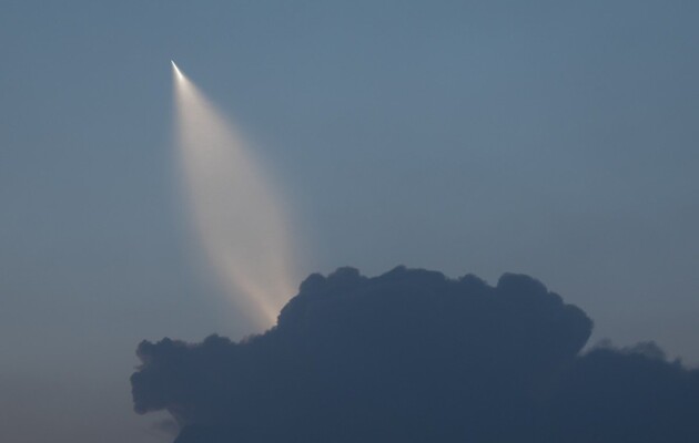 В Китае похвастались испытанием гиперзвуковой ракеты, которая может «облететь Землю» – FT 