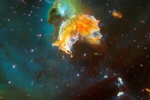 «Хаббл» сделал снимок гигантского «космического пакмана»