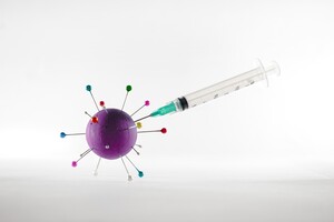KSE: «Украина может делать 350 тысяч вакцинаций от COVID-19 в сутки» 