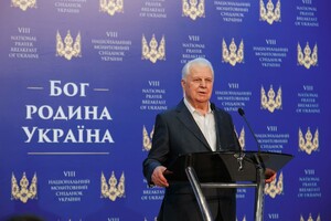 В ТКГ розповіли про стан глави української делегації Кравчука 