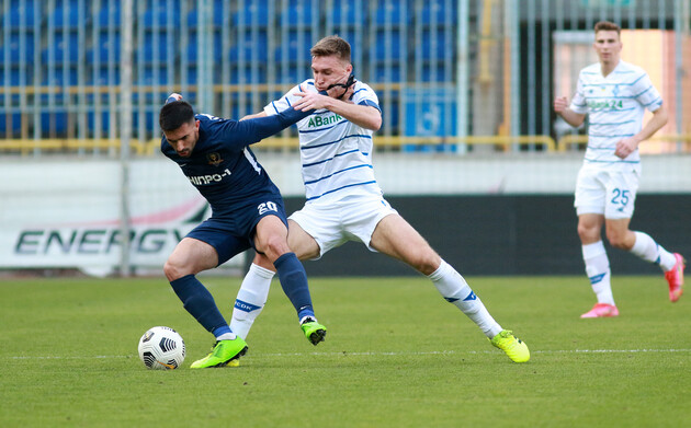 "Динамо" обіграло "Дніпро-1"