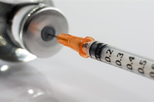У США розпочалися клінічні випробування вакцини від раку грудей